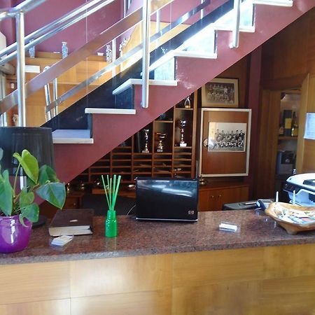 Hostal Fonda Galicia Cardedeu Exterior foto