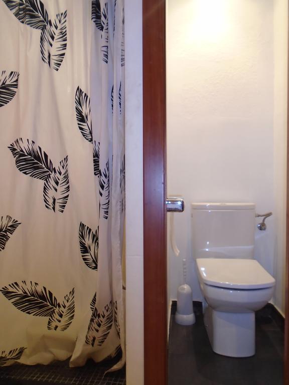 Hostal Fonda Galicia Cardedeu Habitación foto